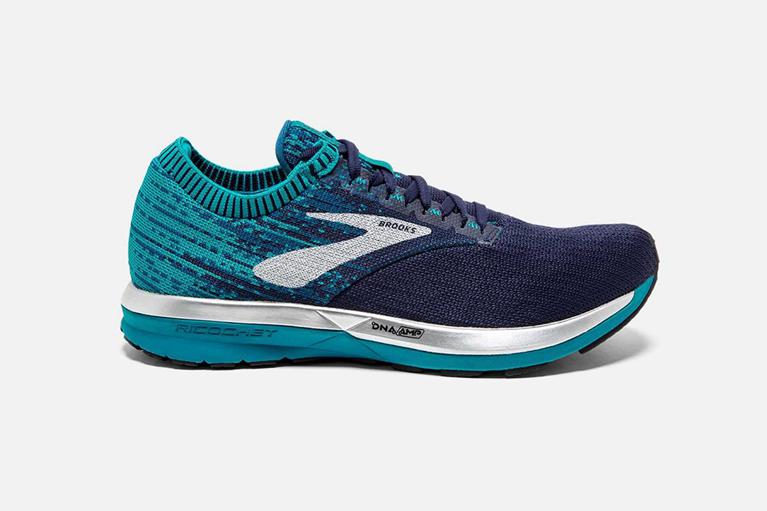 Brooks RICOCHET Road Running Shoes Womens Sale - White (BSG562748)